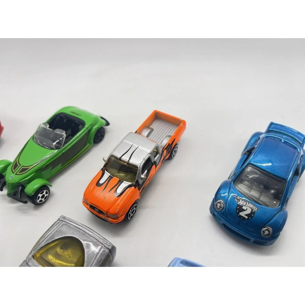 Lot of 9 Die Cast Cars